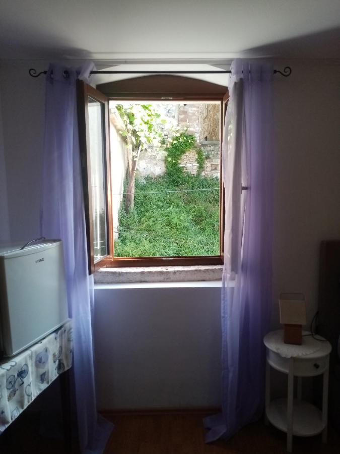 Rooms Serafin-Lavanda Motovun Buitenkant foto