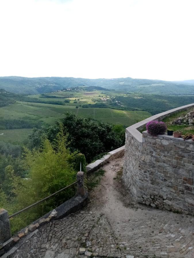 Rooms Serafin-Lavanda Motovun Buitenkant foto